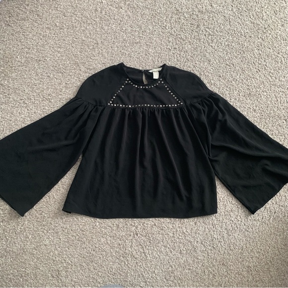 H&M Womens Black Loose fitting Flowy Studded Semi Sheer Long Bell sleeve Blouse - Picture 9 of 9
